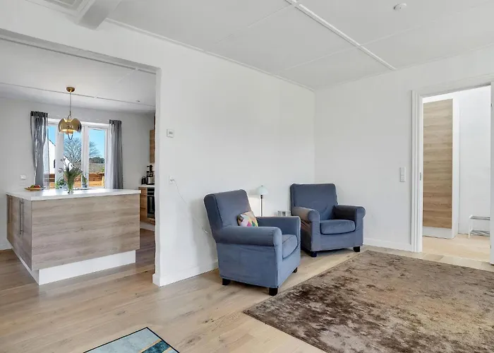 3 Bedroom Awesome In Samso 度假居 *